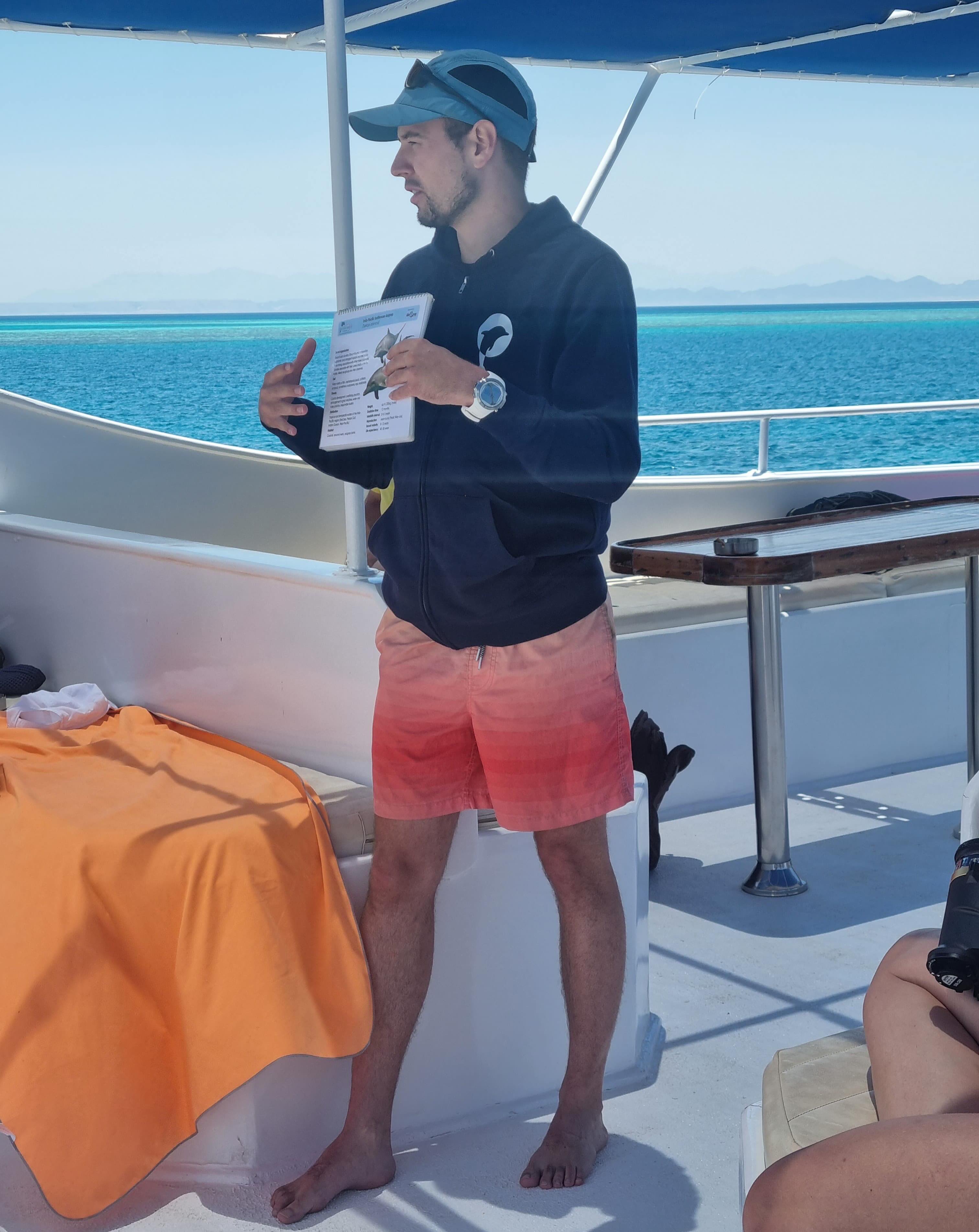 Last week, our scientific advisor Marc Frei gave a presentation on Turtle, the boat of Orca Dive Club, about the biology...